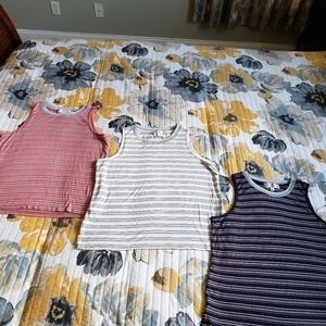 3 Lg sleeveless tank tops